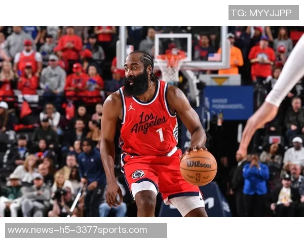 哈登加盟篮网76人快船皆为争冠现欲投骑士仍抱争冠梦想